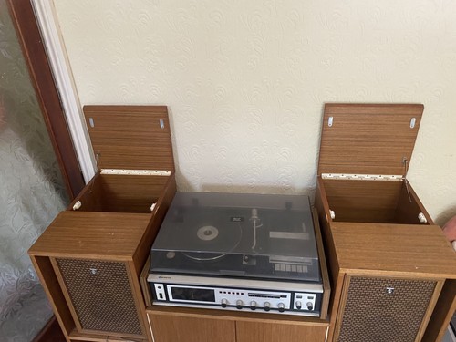 Sanyo stero music centre model - sanyo,