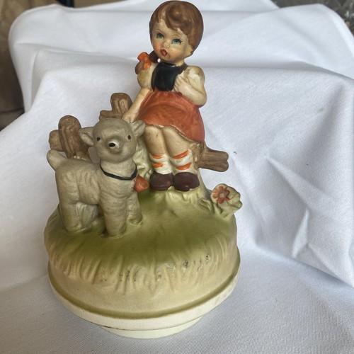 Sanyo music box carousel-Mary