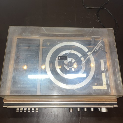 Vintage sanyo stereo music - stereo,