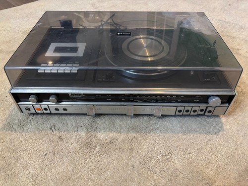 Sanyo solid state stereo